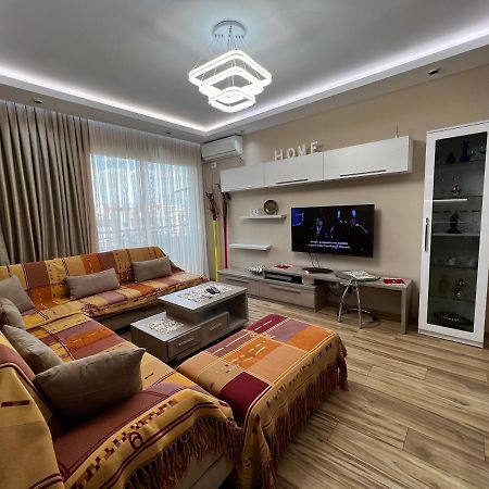 Tirana Lifestyle Apartment Bagian luar foto